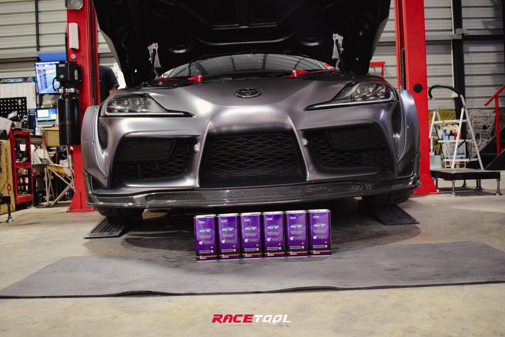เปลี่ยนน้ำมันเครื่อง GR SUPRA ด้วยน้ำมันเครื่อง OWS TURBO RACING