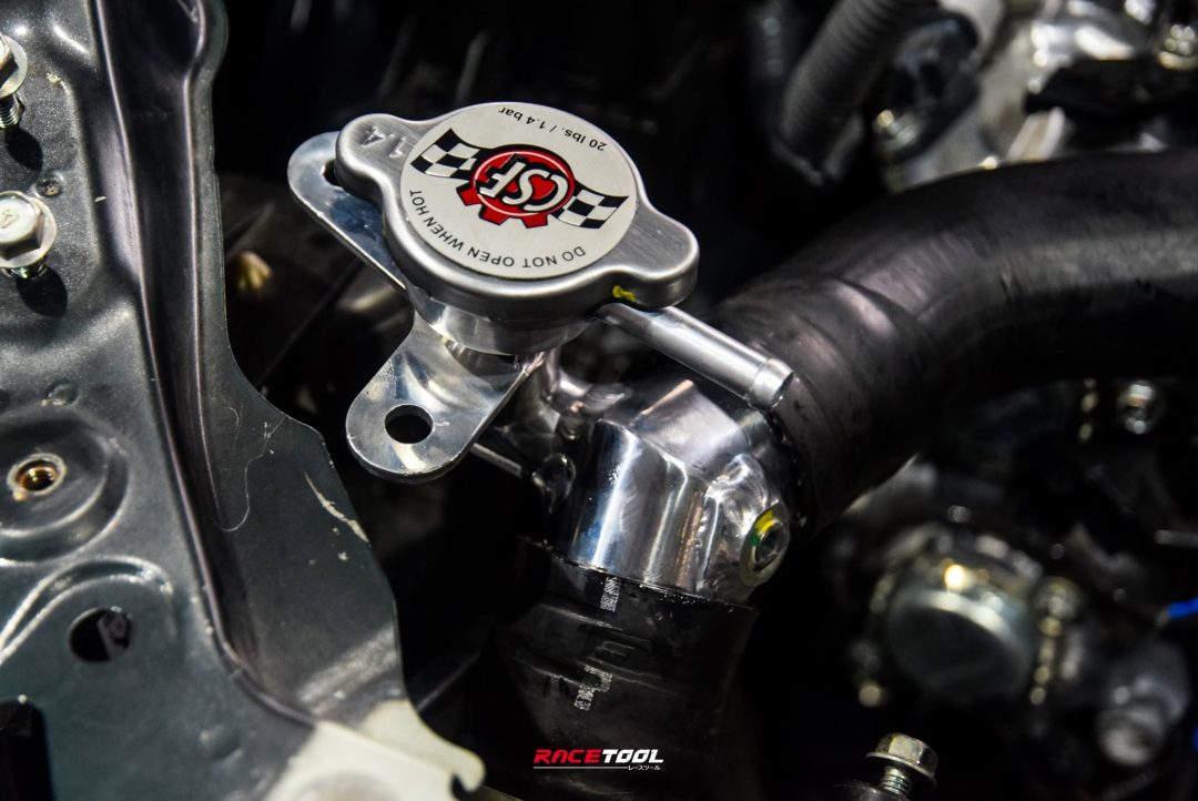 CSF - All-Aluminum Filler Neck w/1.4 bar high pressure radiator cap Subaru BRZ 17-20 Toyota 86 22+ Toyota GR86 22+ Subaru BRZ