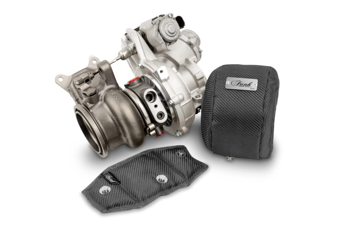 ผ้าคลุมเทอร์โบ Funk Motorsport VW Golf R Mk 7.5 Turbo Blanket IS38